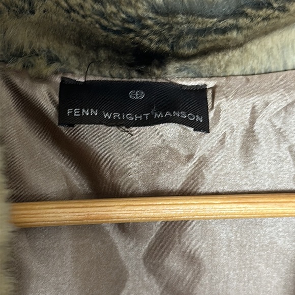 Fenn Wright Manson Women's Faux Fur Cashmere Blend Vest size Large - Picture 7 of 11
